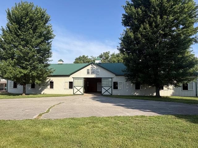 1070 Kidds Mill Rd, Versailles, KY 40383