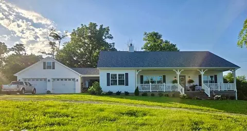 1108 Old Railroad Grade Rd, Lancaster, KY 40444