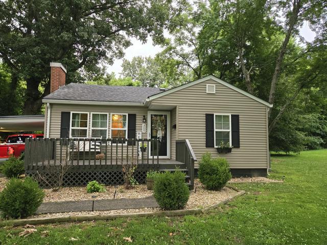 305 W 6th St, Benton, KY 42025