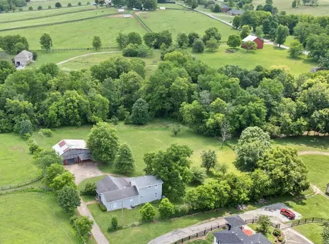3156 Pinckard Pike, Versailles, KY 40383