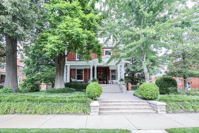 220 Fountain Ave, Paducah, KY 42001