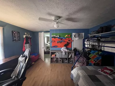 Bedroom - 4656 Kentucky 1304, Hinkle, KY 40953 photo 1 of 6