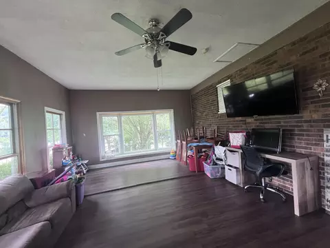 Living - 4656 Kentucky 1304, Hinkle, KY 40953 photo 1 of 2