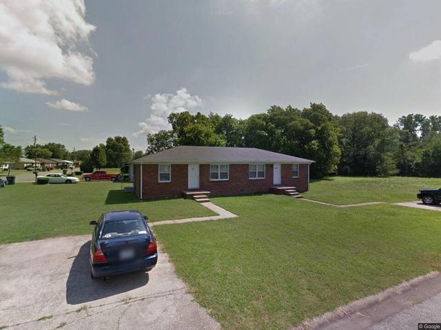 2000 B Jan Dr, Hopkinsville, KY 42240