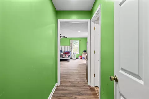 Entry Way - 2679 Loop Ln, Gracey, KY 42232 photo 2 of 4