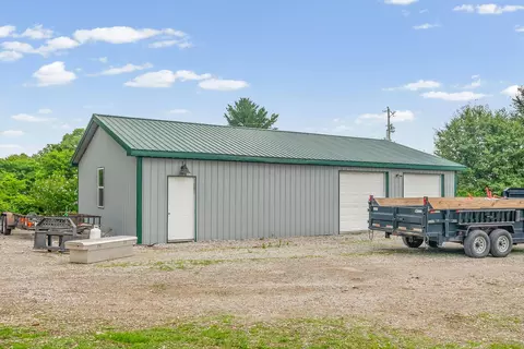 Exterior - 2679 Loop Ln, Gracey, KY 42232 photo 4 of 12