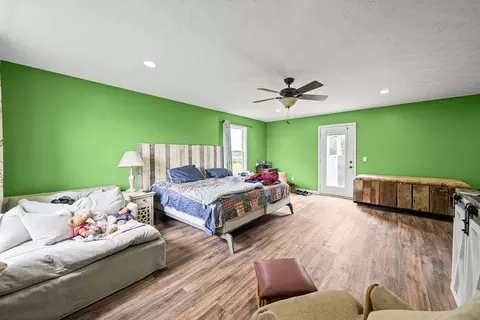 Bedroom - 2679 Loop Ln, Gracey, KY 42232 photo 3 of 7