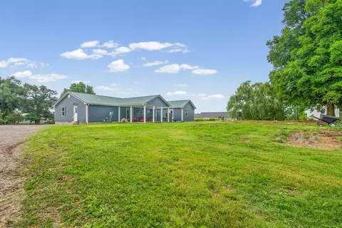Exterior - 2679 Loop Ln, Gracey, KY 42232 photo 3 of 12