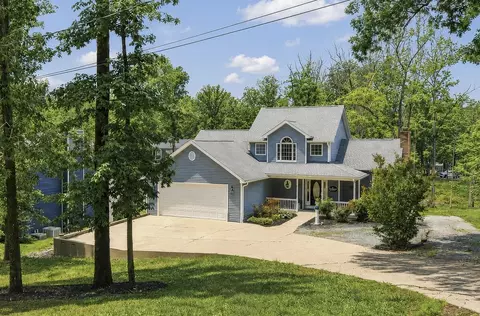 91 Lakeshore Rd, Gilbertsville, KY 42044