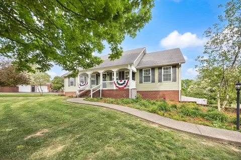 84 Elm Loop, Hustonville, KY 40437