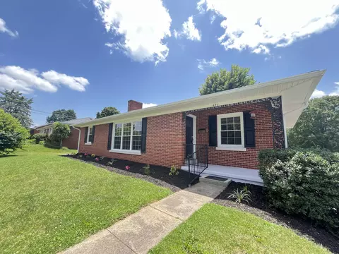430 College Mnr, Harrodsburg, KY 40330