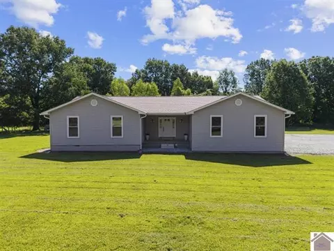 3960 Husband Rd, Paducah, KY 42003