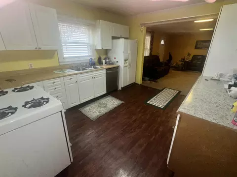 2145 Dixie Ave, Paducah, KY 42003 photo 3