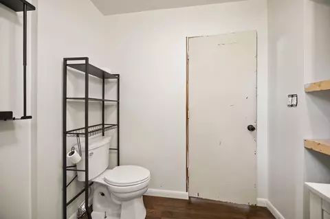 Bath - 102 Walnut St, Ferguson, KY 42533 photo 3 of 3