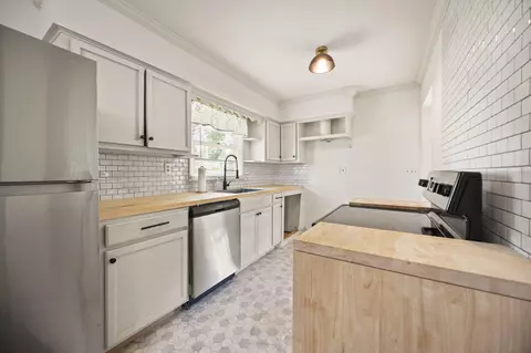 Kitchen - 102 Walnut St, Ferguson, KY 42533 photo 2 of 4
