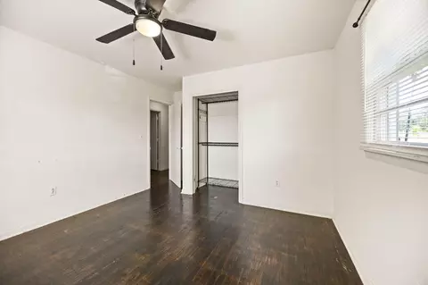 Bedroom - 102 Walnut St, Ferguson, KY 42533 photo 5 of 8
