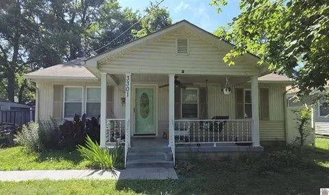 3301 Schneidman Rd, Paducah, KY 42003