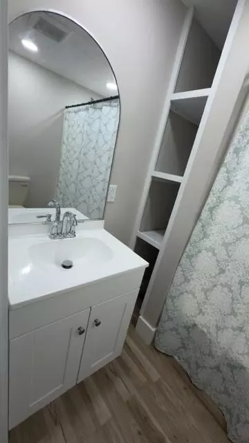 Bath - 110 Maple St, Eubank, KY 42567 photo 1 of 1