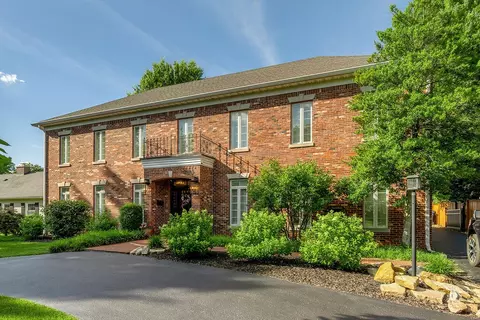 1185 Indian Mound Rd, Lexington, KY 40502