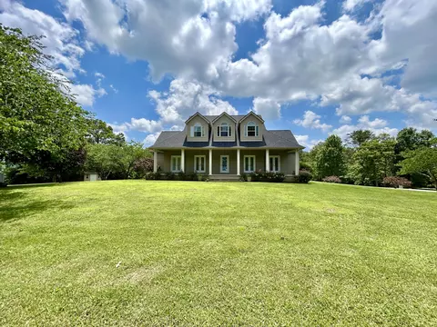 291 Forest Ridge Cir, Bronston, KY 42518