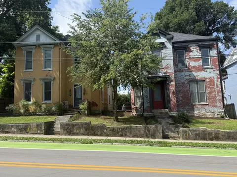 148 E 152 E Fourth St, Lexington, KY 40508