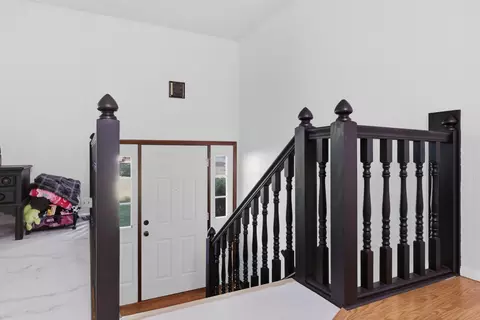 Entry Way - 1130 Wright Rd, Murray, KY 42071 photo 1 of 1