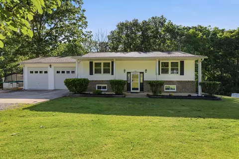 1130 Wright Rd, Murray, KY 42071