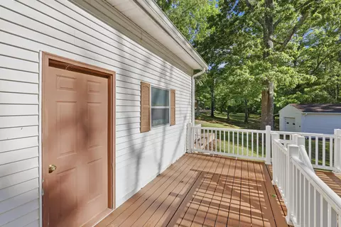 Exterior - 1130 Wright Rd, Murray, KY 42071 photo 7 of 10