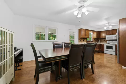 Dining - 1130 Wright Rd, Murray, KY 42071 photo 1 of 3