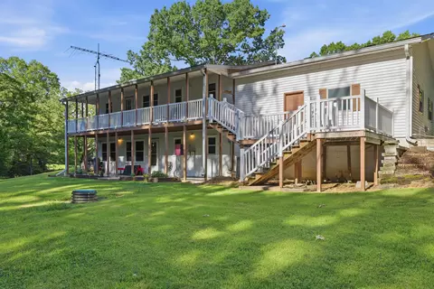 Exterior - 1130 Wright Rd, Murray, KY 42071 photo 9 of 10