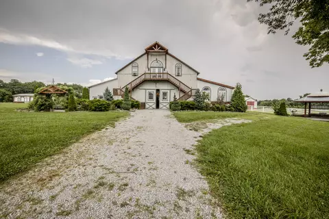 4010 NE Haley Rd, Lexington, KY 40510