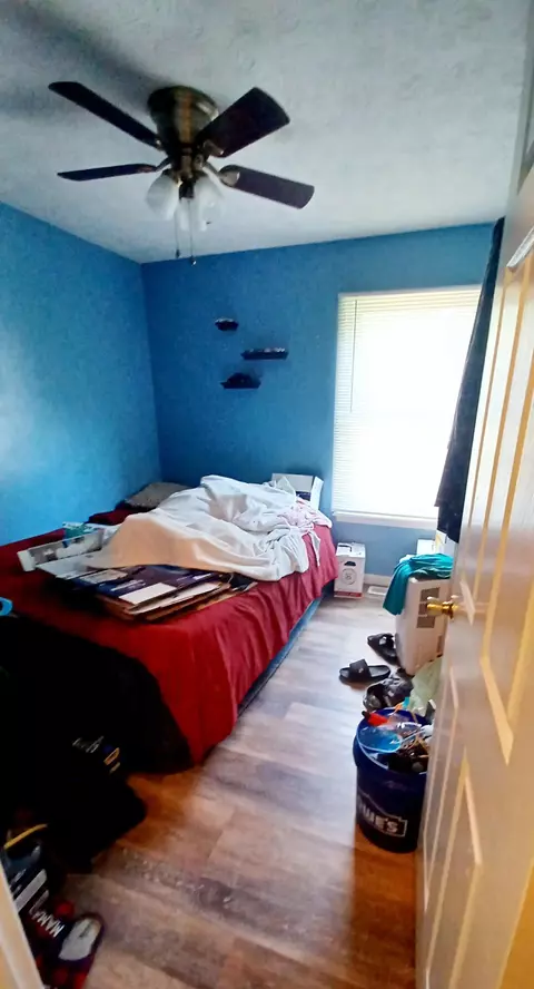Bedroom - 245 Brookside Dr, Georgetown, KY 40324 photo 2 of 3