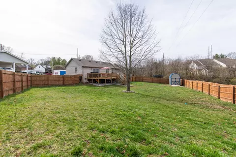 Exterior - 245 Brookside Dr, Georgetown, KY 40324 photo 2 of 4