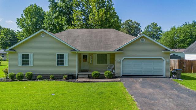 1611 Creekview Dr, Paducah, KY 42003