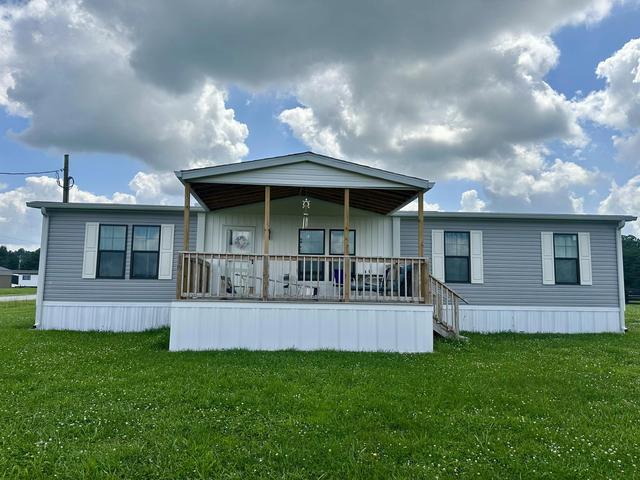 19 Dove Ln, East Bernstadt, KY 40729