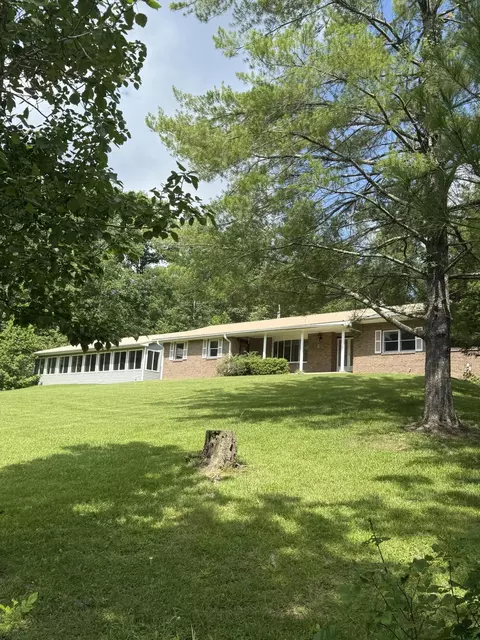 Exterior - 30 Dusty Rd, Morehead, KY 40351 photo 2 of 11