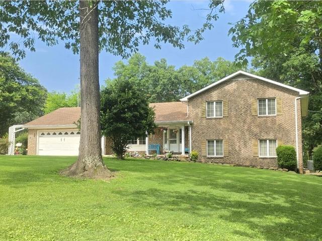 685 Salem Chapel Rd, Benton, KY 42025