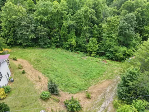 Exterior - 327 Day Holw, Bledsoe, KY 40810 photo 24 of 25