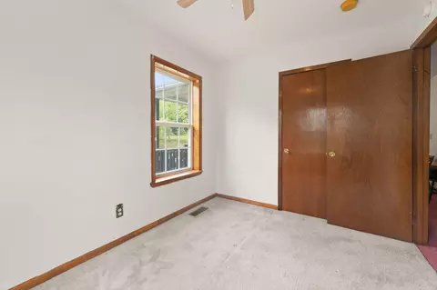 Bedroom - 327 Day Holw, Bledsoe, KY 40810 photo 5 of 13