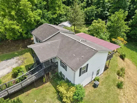 View/Area - 327 Day Holw, Bledsoe, KY 40810 photo 1 of 6