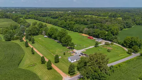 445 Fisher Rd, Paducah, KY 42001