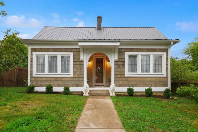 107 Elm St, Mount Sterling, KY 40353