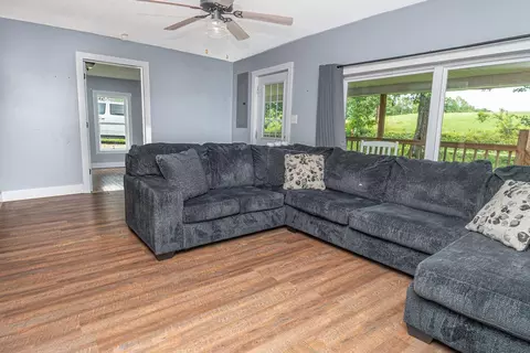 Living - 1797 E Clack Mountain Rd, Clearfield, KY 40313 photo 2 of 2