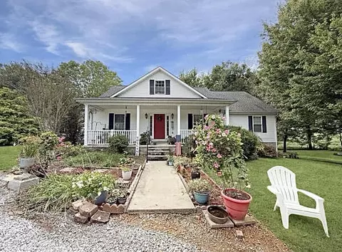 575 N Sutton Ln, Mayfield, KY 42066