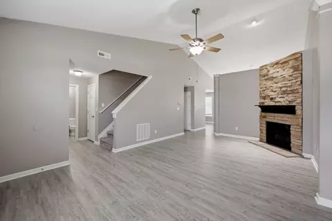 Living - 119 Richfields Ave, Georgetown, KY 40324 photo 4 of 5
