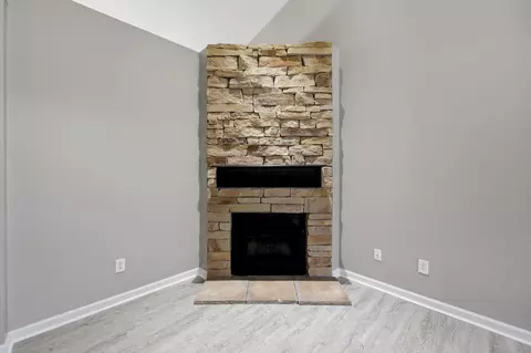 Living - 119 Richfields Ave, Georgetown, KY 40324 photo 2 of 5