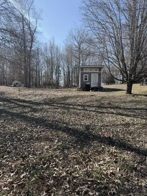 343 Wesley Ln, Cadiz, KY 42211