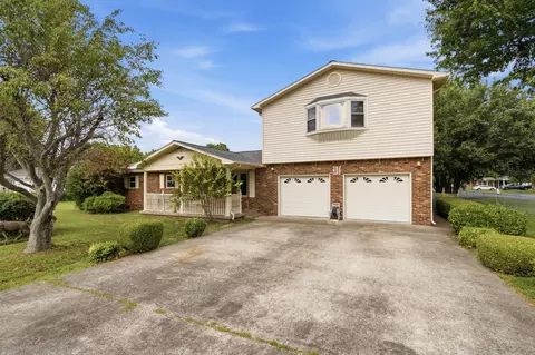 205 Sharon Dr, Ledbetter, KY 42058