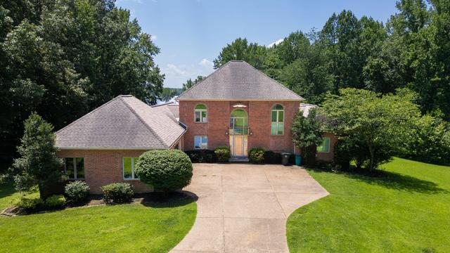 133 Windward Ln, Murray, KY 42071