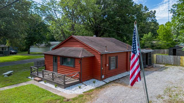 1220 Markham Ave, Paducah, KY 42003